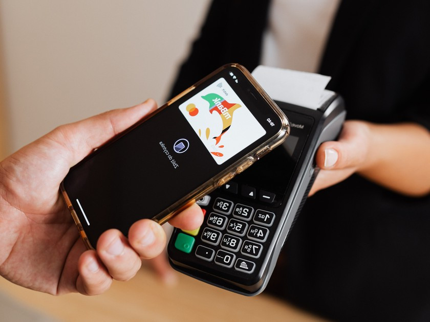 Payer avec son téléphone : comment utiliser le paiement mobile en 5 questions