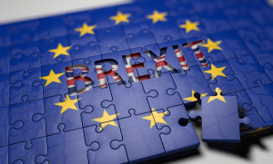 Brexit: 800 milliards de livres sterling d'actifs seront transférés de Londres aux pôles financiers européens avant le départ de l'UE