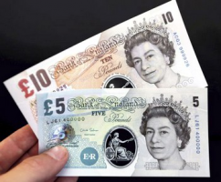 Des billets en plastique adoptés par la Banque d'Angleterre