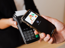 Payer avec son téléphone : comment utiliser le paiement mobile en 5 questions